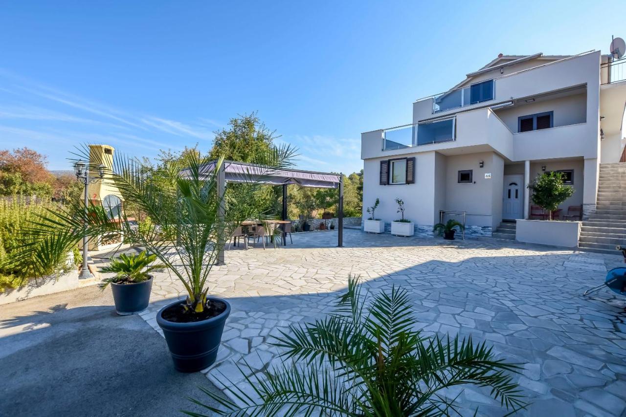 Apartments Visnja Rogoznica  Luaran gambar