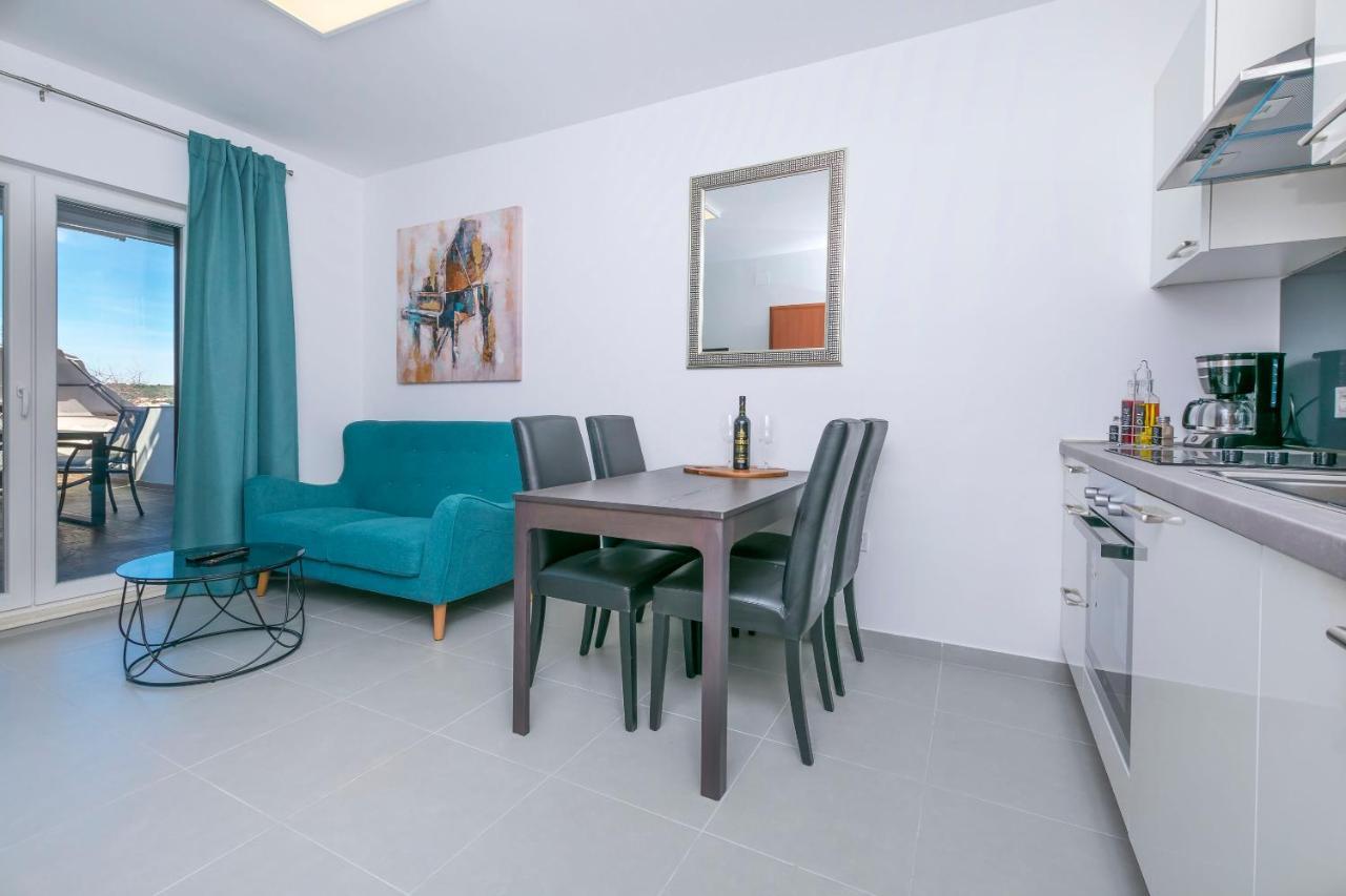 Apartments Visnja Rogoznica  Luaran gambar