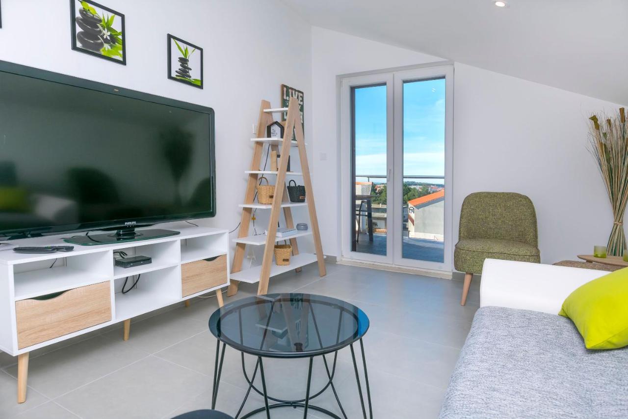 Apartments Visnja Rogoznica  Luaran gambar