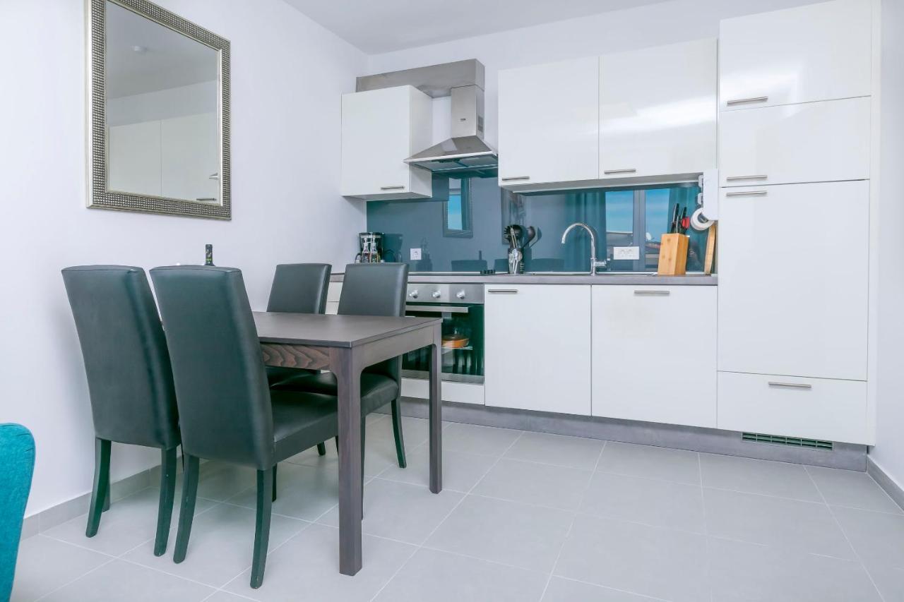 Apartments Visnja Rogoznica  Luaran gambar