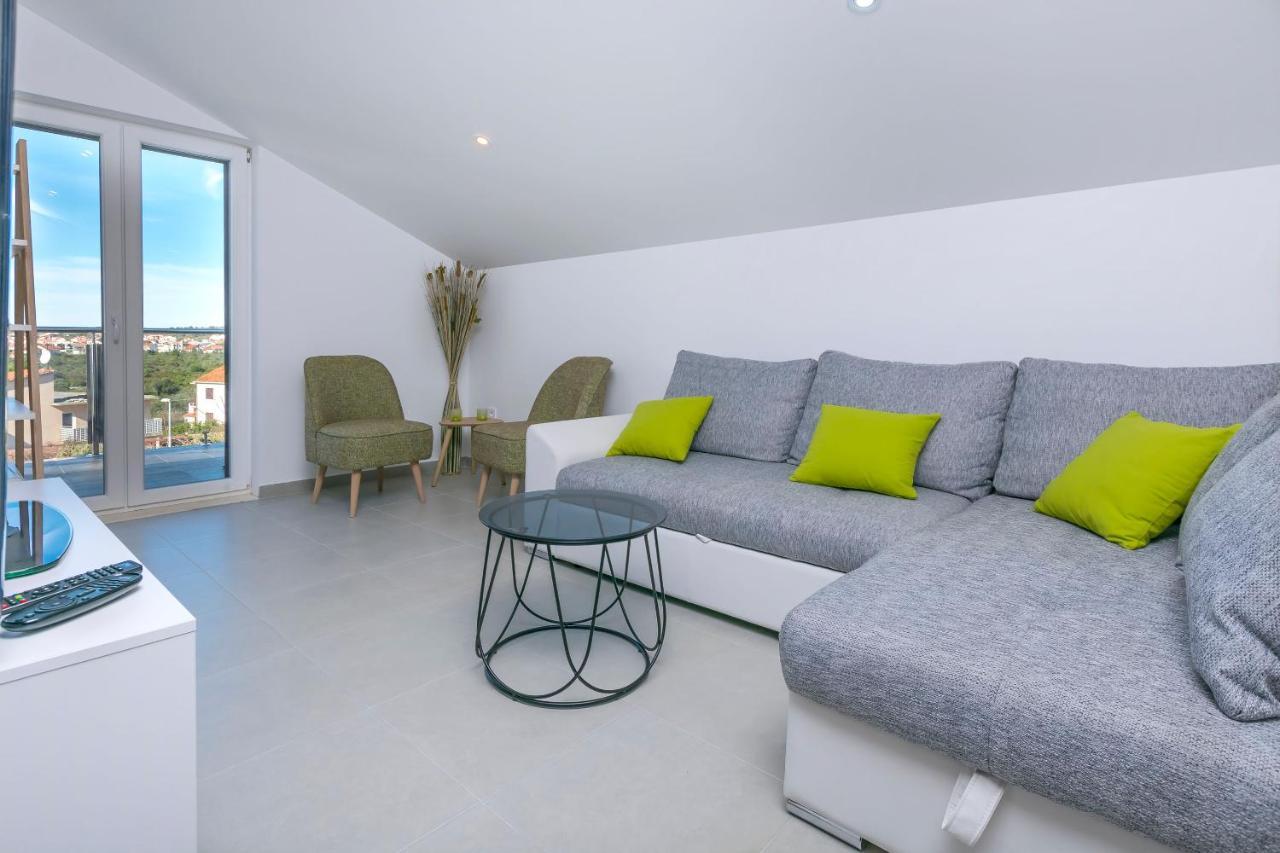 Apartments Visnja Rogoznica  Luaran gambar